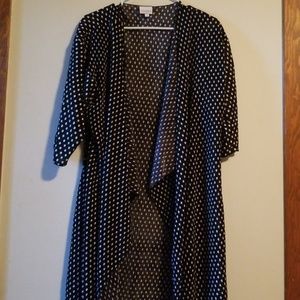 Silky black and white polka dot shirley nwot